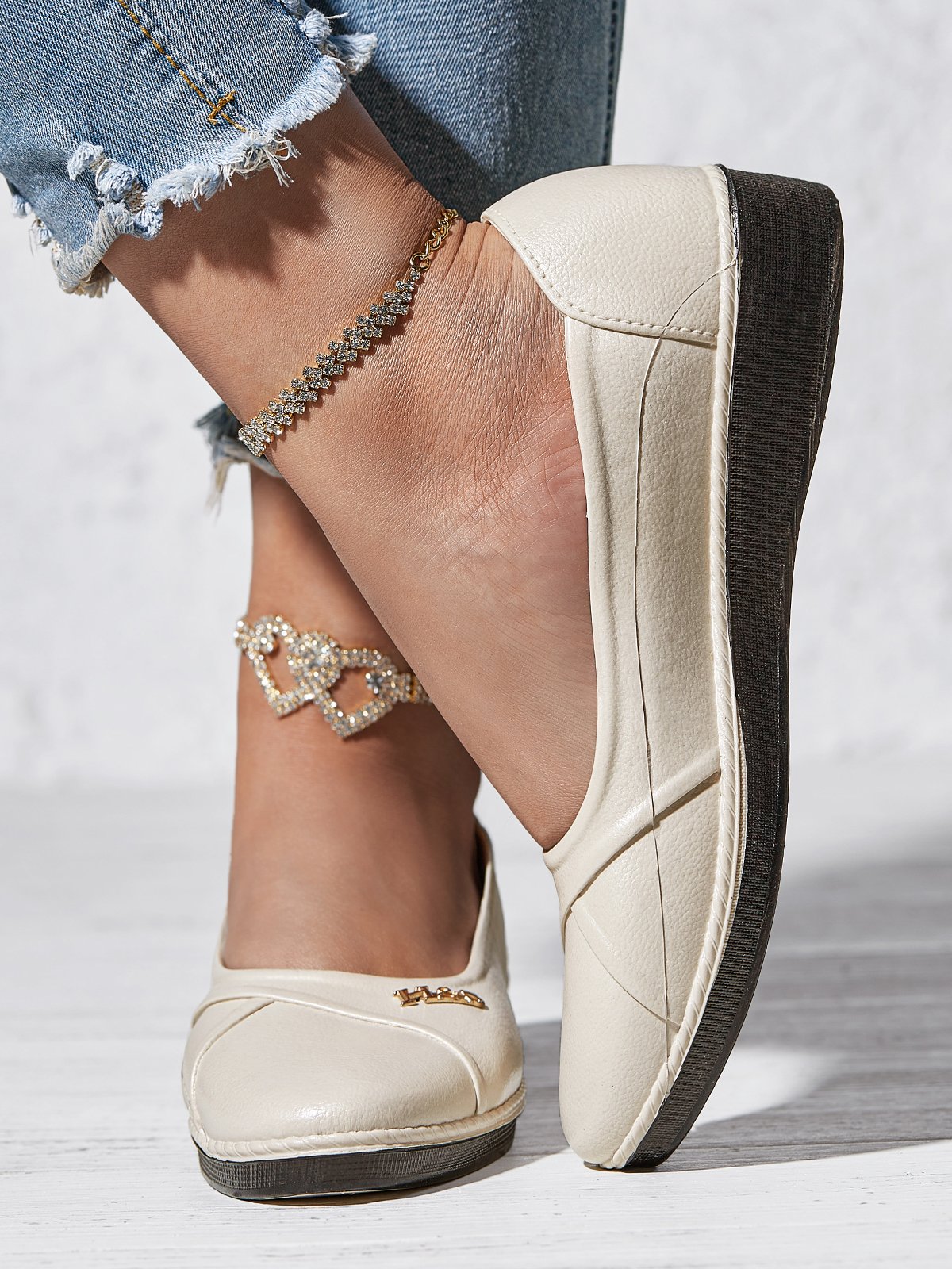 Casual Comfortable High Elasticity Waterproof Flat Shoes justfashionnow