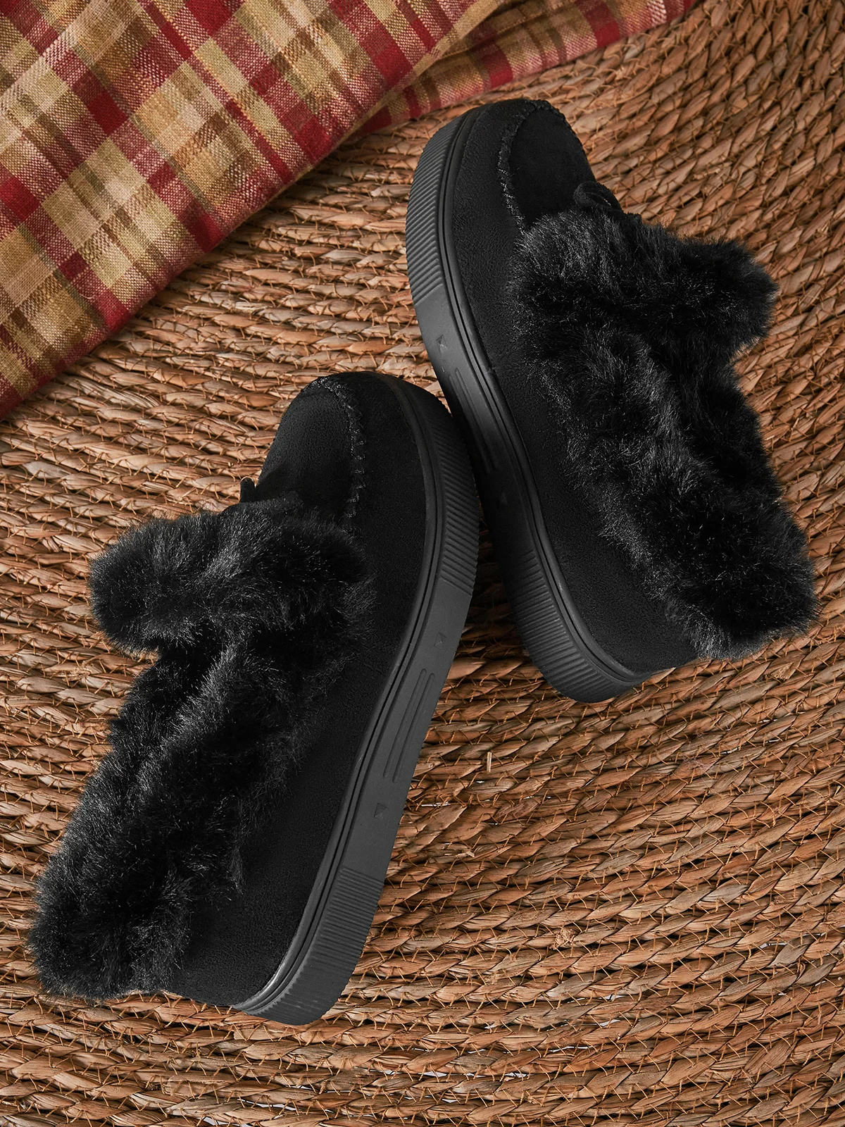 Women Winter Christmas Black Faux Fur Flat Heel Snow Boots