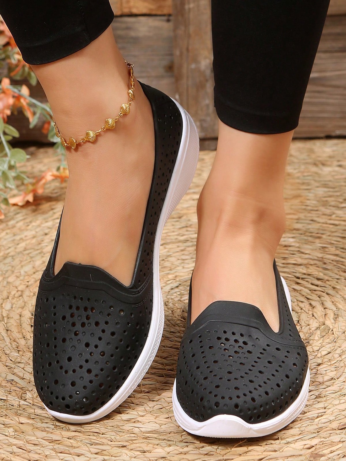 slip on waterproof booties