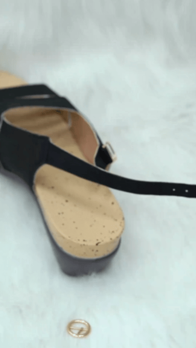 Criss Cross Block Heel Adjustable Buckle Thong Sandals