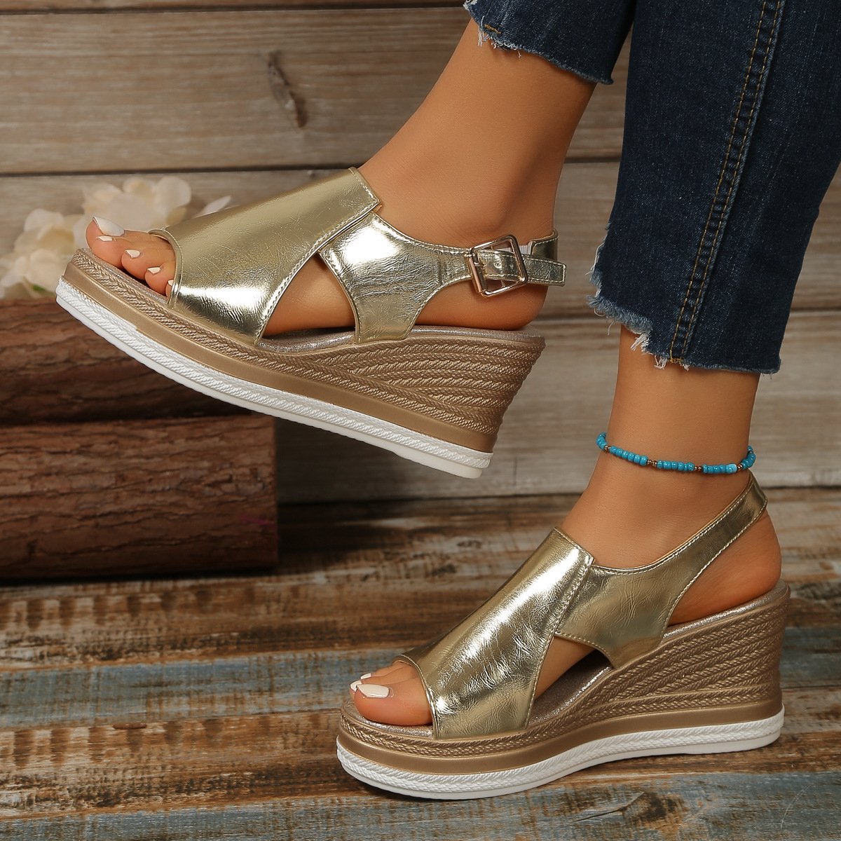 Large size hollow fish mouth gold/silver wedge heel sandals for women 2025 new platform thick bottom bright color shiny buckle sandals