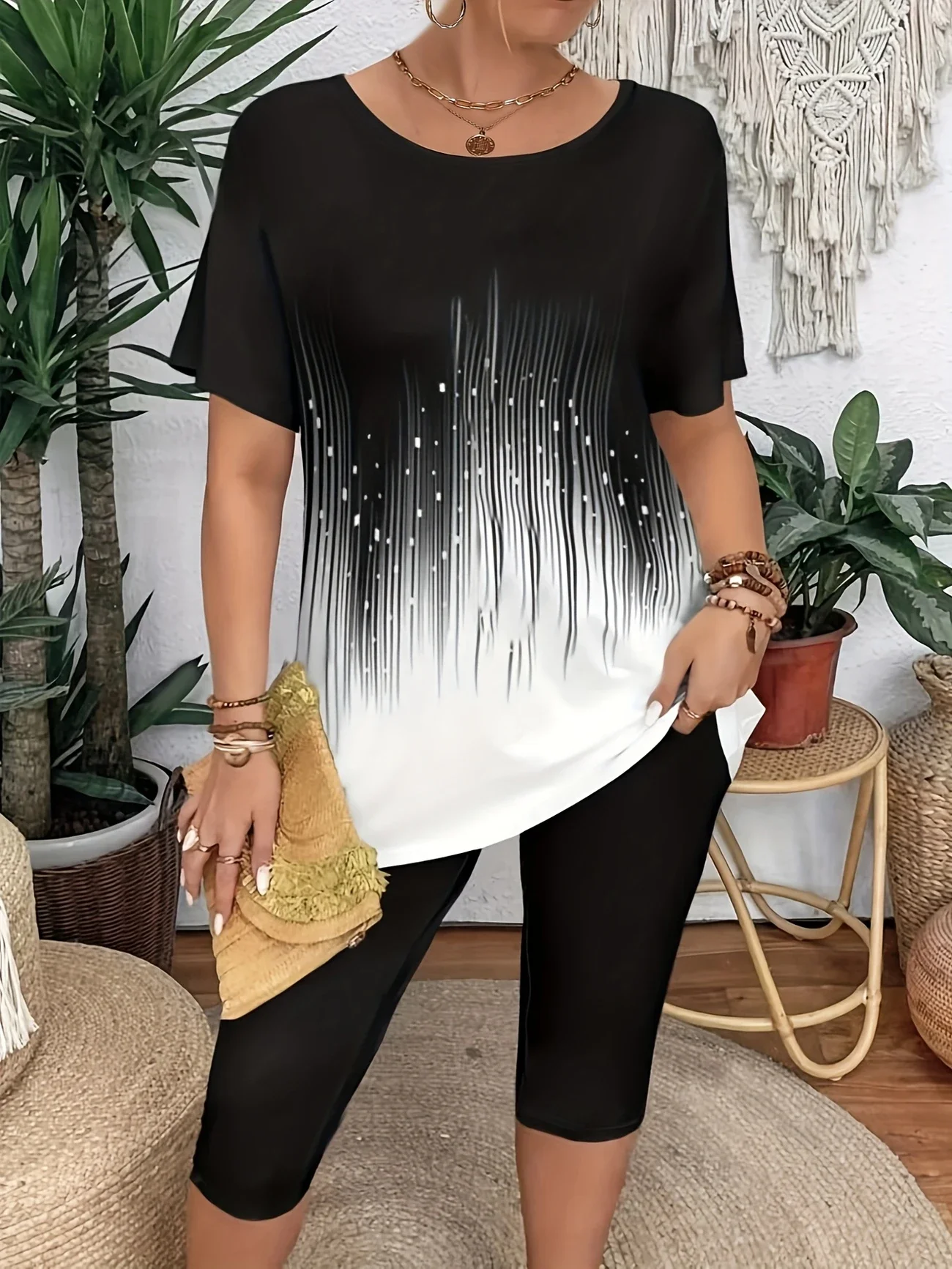 Women Abstract Short Sleeve Tee T-shirt Crew Neck Casual Summer Graphic Tee Top
