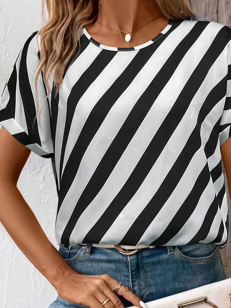 Women Striped Short Sleeve Tee T-shirt Crew Neck Printing Casual Summer Graphic Tee Top