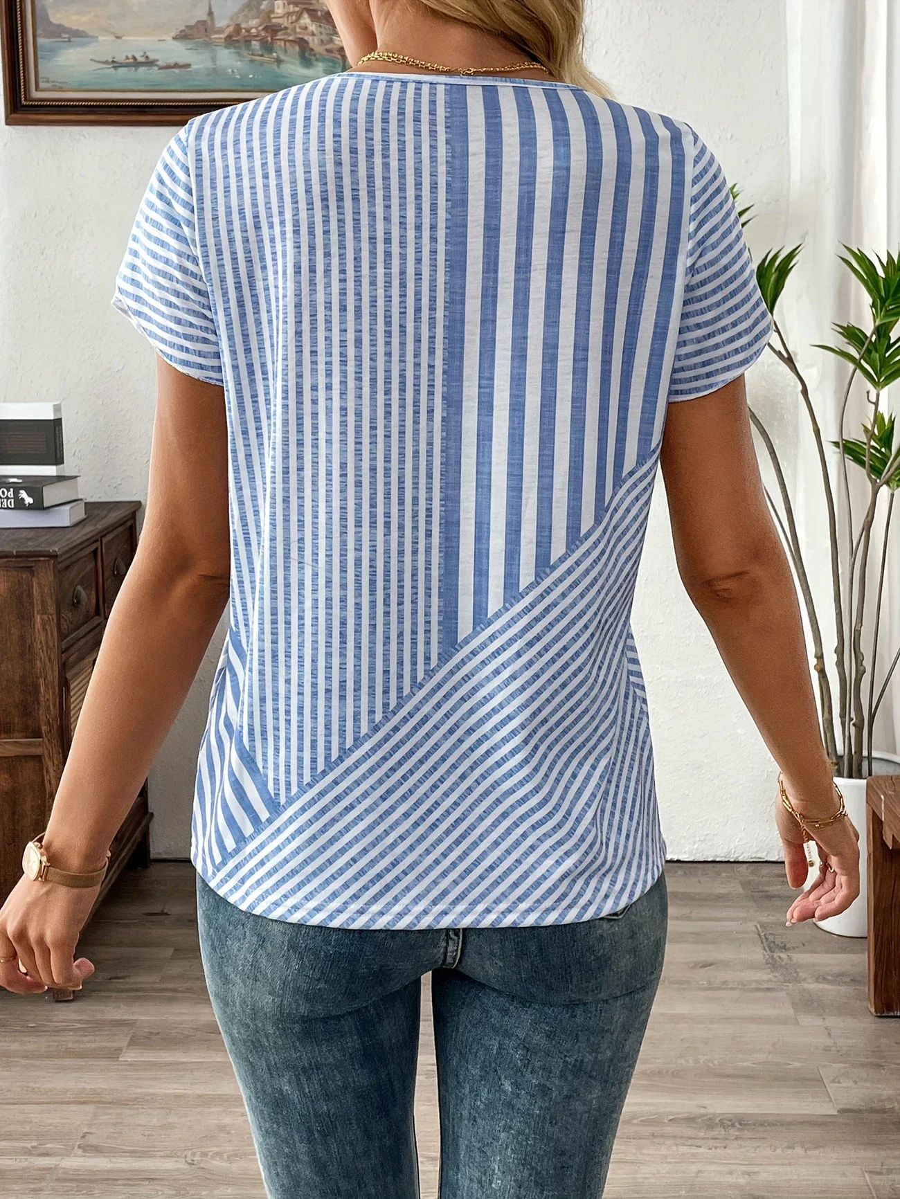 Women Striped Short Sleeve Tee T-shirt V Neck Printing Casual Summer Graphic Tee Top
