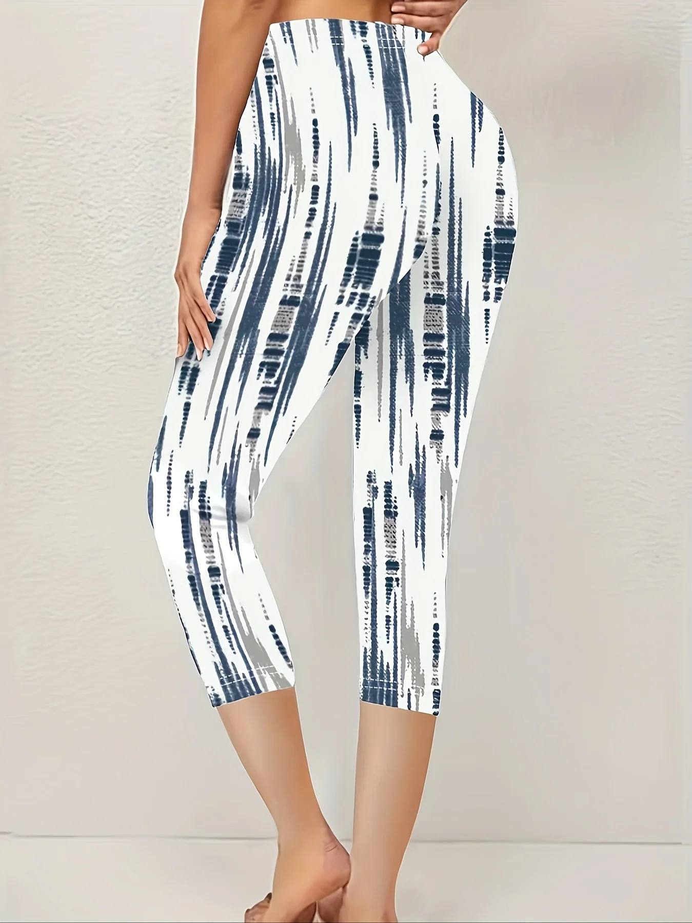 Women Abstract Stripes Capris Elastic Waist Pants Casual Summer Trousers