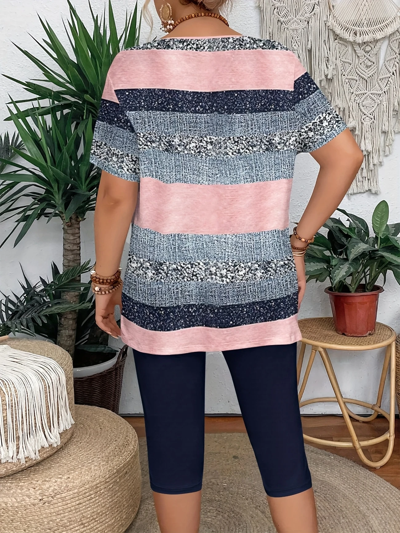 Women Abstract Printing Two-Piece Set Daily Short Sleeve Casual Summer Top With Pants Matching Set