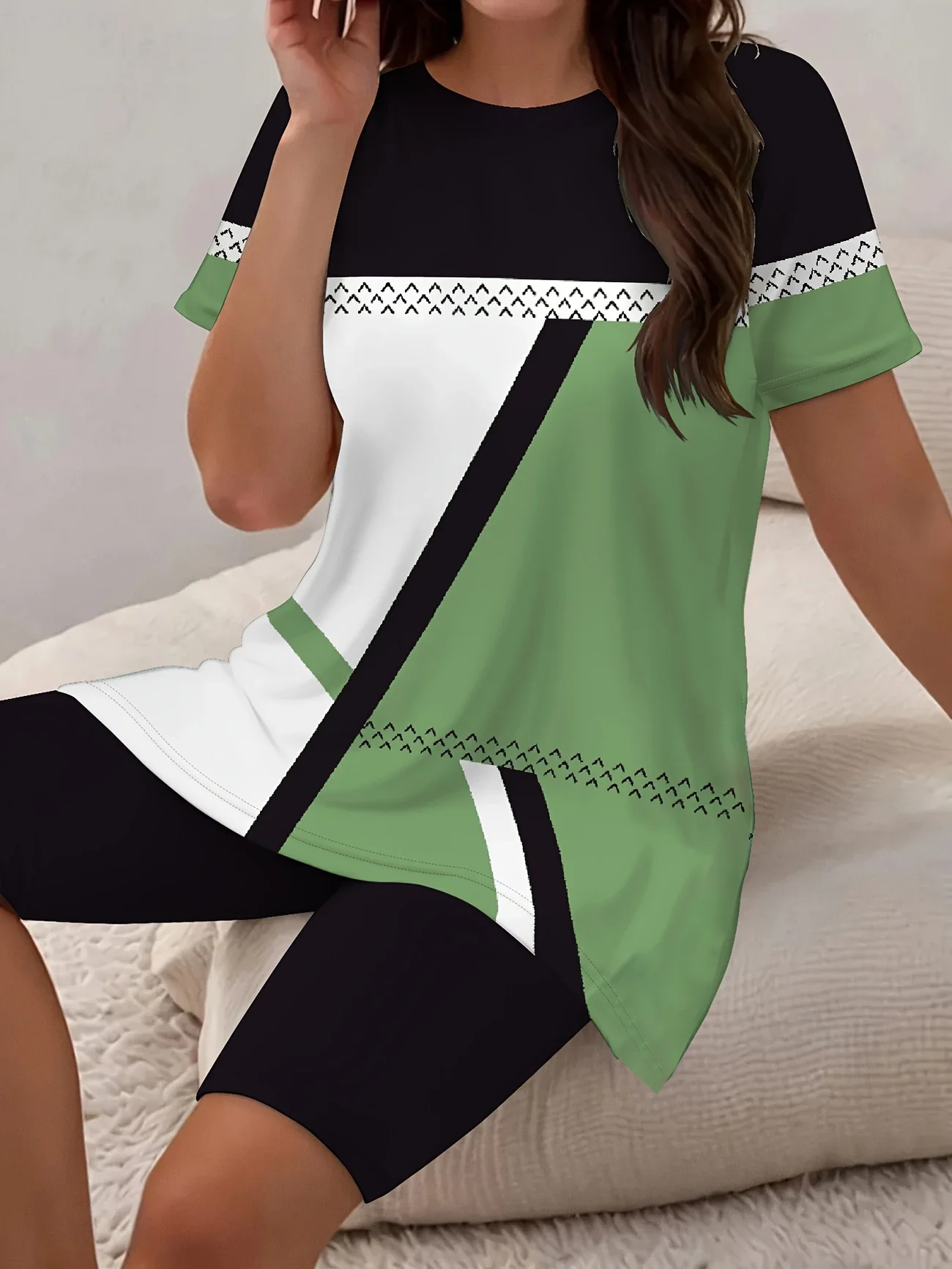 Women Abstract Printing Two-Piece Set Daily Short Sleeve Casual Summer Top With Pants Matching Set