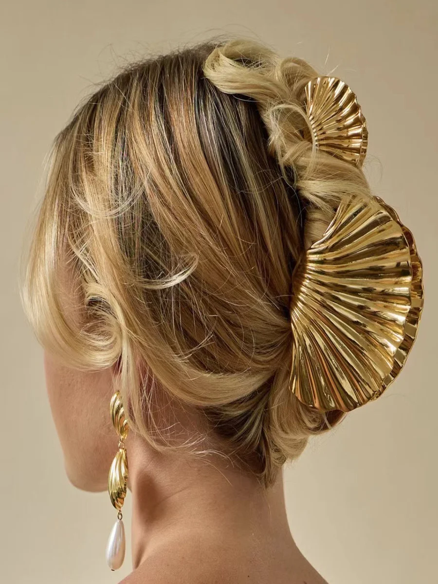 Real Gold Electroplated Headdress Large Shell Hairpin Niche Design Alloy Clip High-end Clip