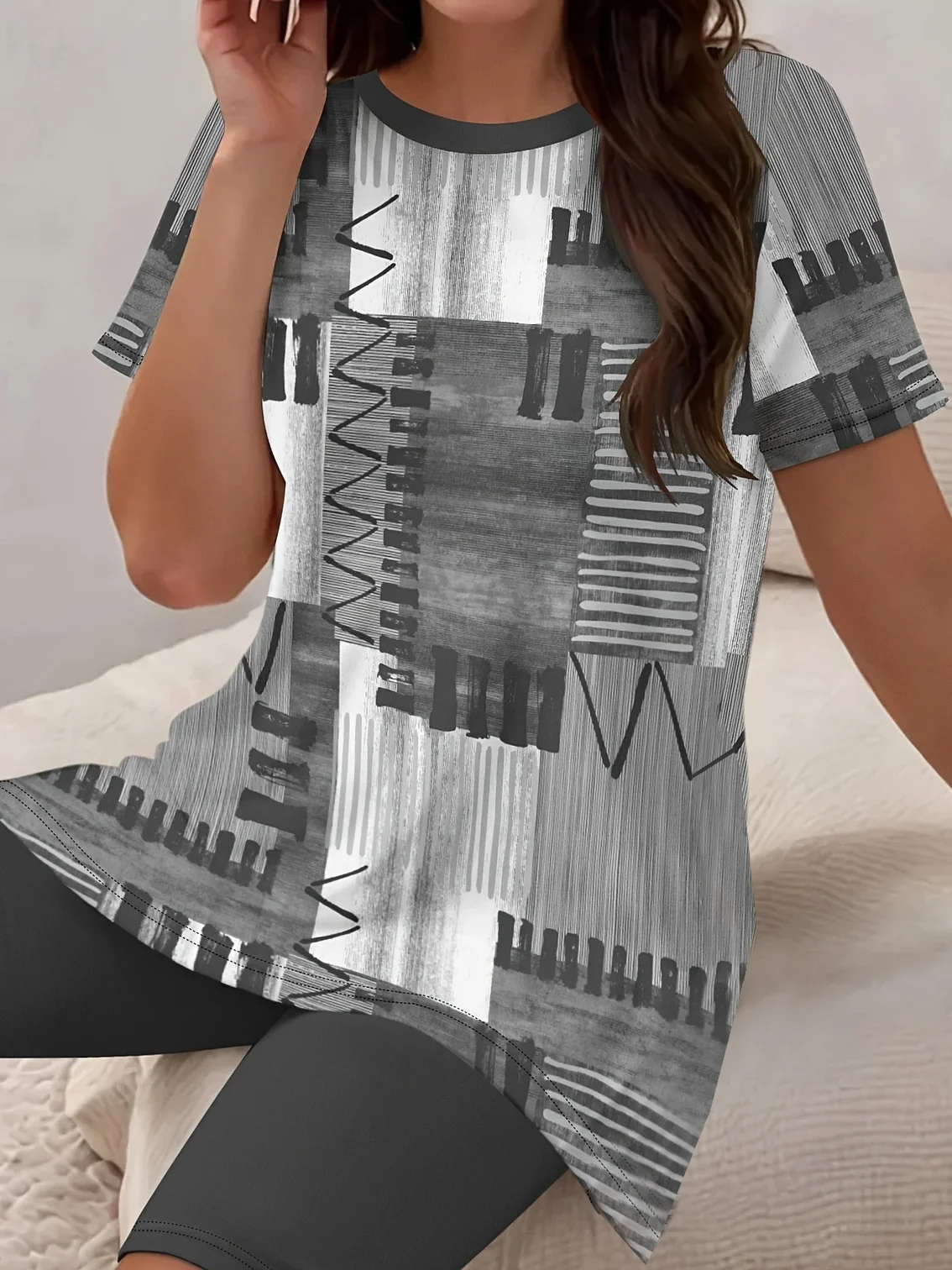 Women Abstract Printing Two-Piece Set Daily Short Sleeve Casual Summer Top With Pants Matching Set