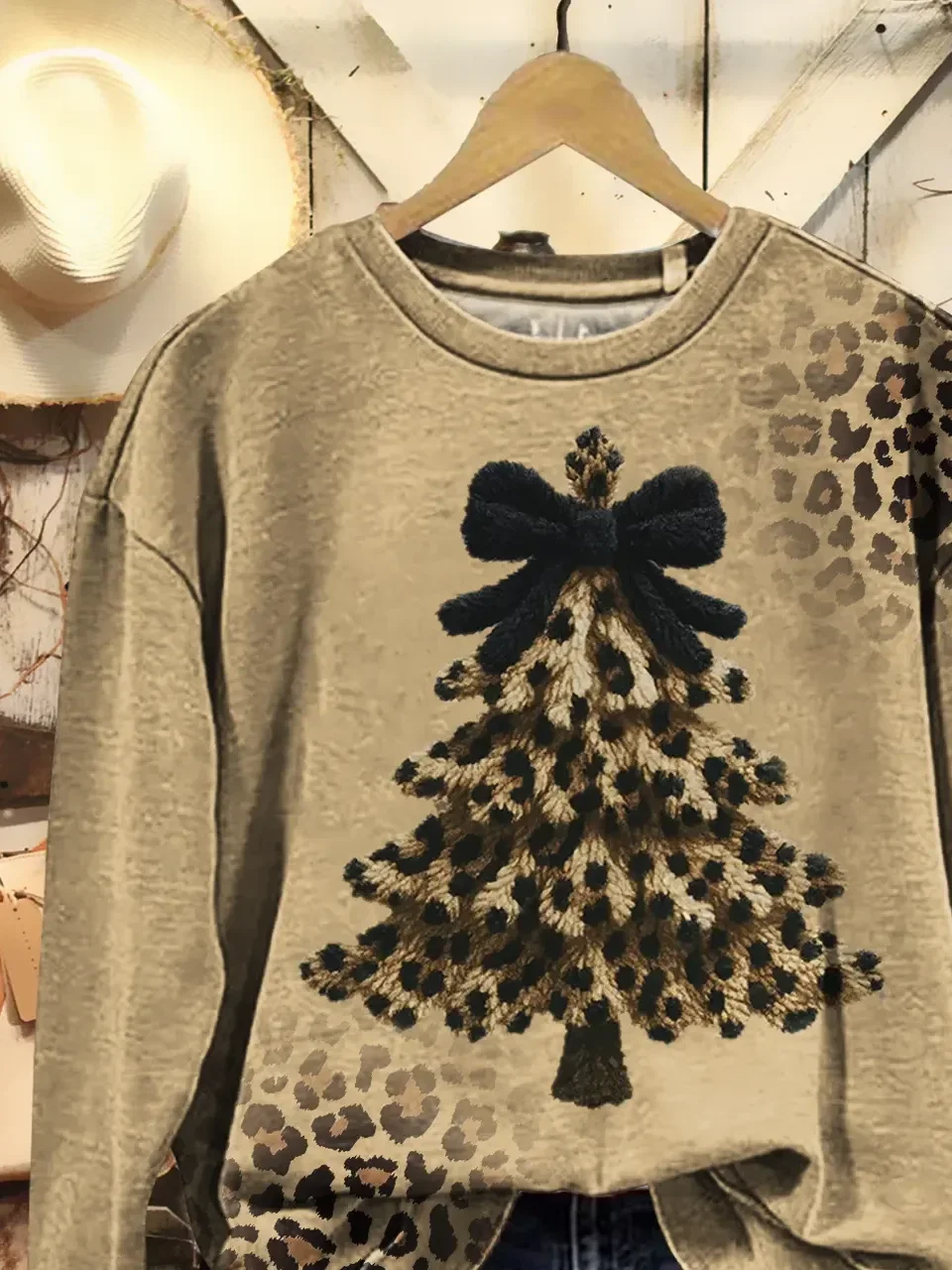 Women Leopard Crew Neck Printing Casual Spring/Fall Long Sleeve Sweatshirt