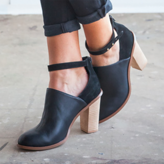 black womens heeled boots