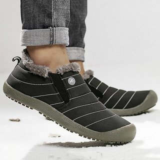 large size unisex waterproof fur lining slip on snow boots