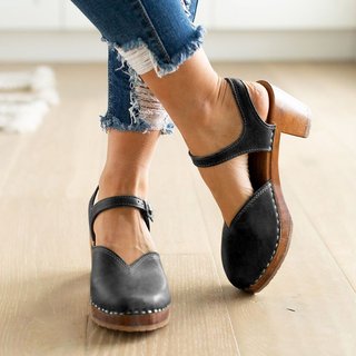 closed toe clog sandals