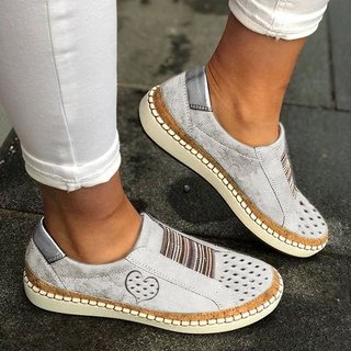flat heel sneakers