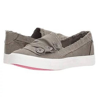 casual button comfy sneaker