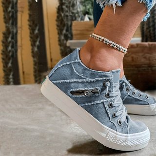 comfy canvas sneakers