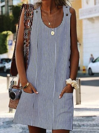 JFN U Neck Pockets Striped Daily Sundress