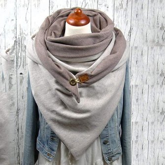 Warm and chic button contrast color scarf
