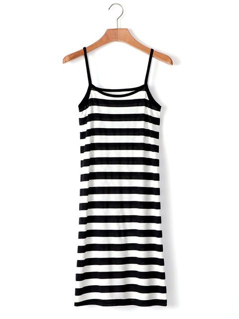 Spaghetti Strap Curved Hem Striped Casual Dress Spaghetti Strap Curved Hem Striped Casual Dress