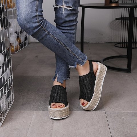 Women's Casual Peep Toe Buckle Strap Platform Sandals