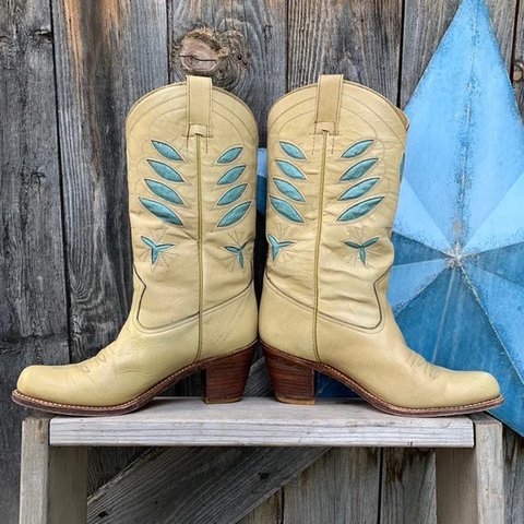 yellow cowgirl boots