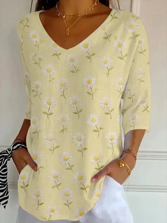 Women
                      Floral Three Quarter Sleeve Tee T-shirt V Neck
                      Printing Casual Graphic Tee Spring/Fall Top