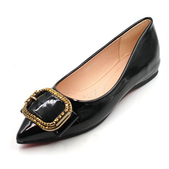comfy pointed toe flats