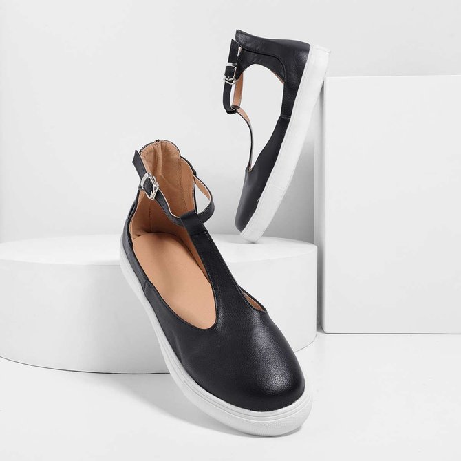 Plus Size Sandals Round Toe Shoes with Adjustable Buckle Women Shoes