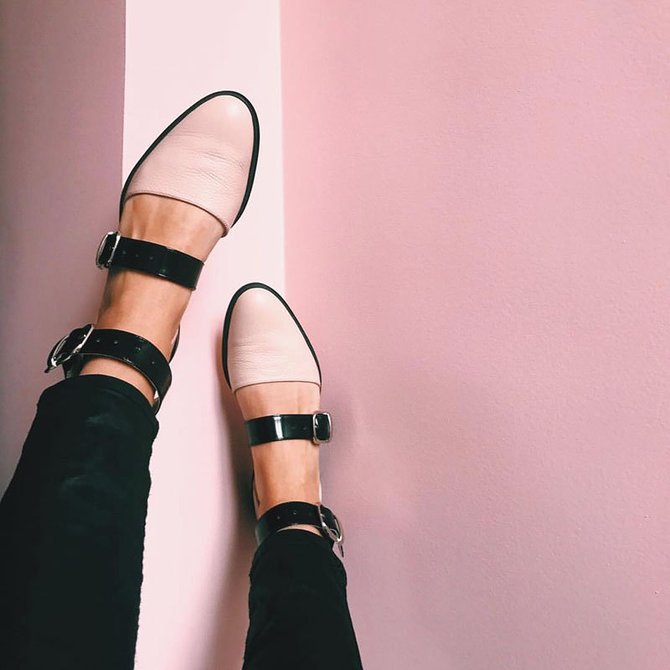 2019 Fashion Trends Low Heel Pink Color block Buckle Flats