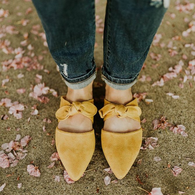 pointed toe flats sandals