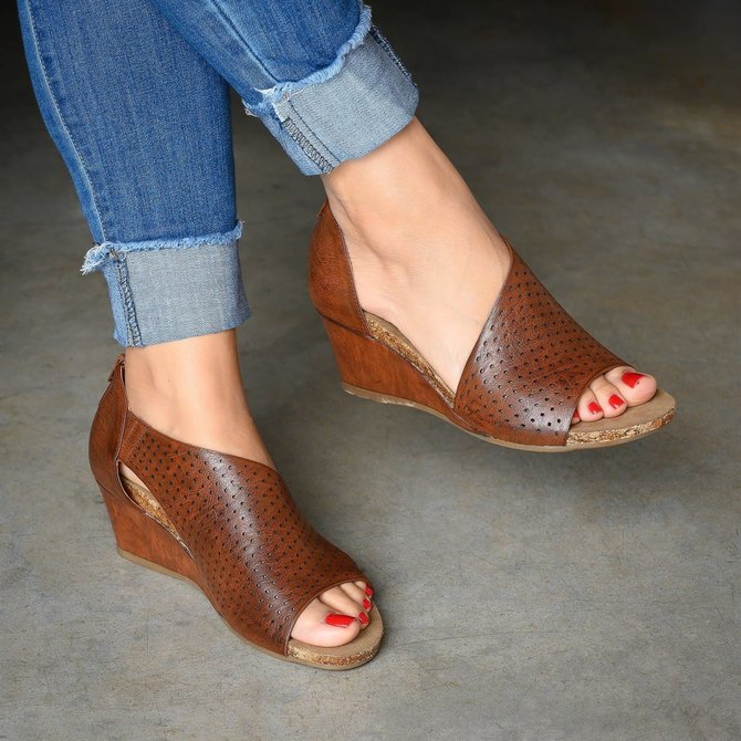 slip on wedge shoes
