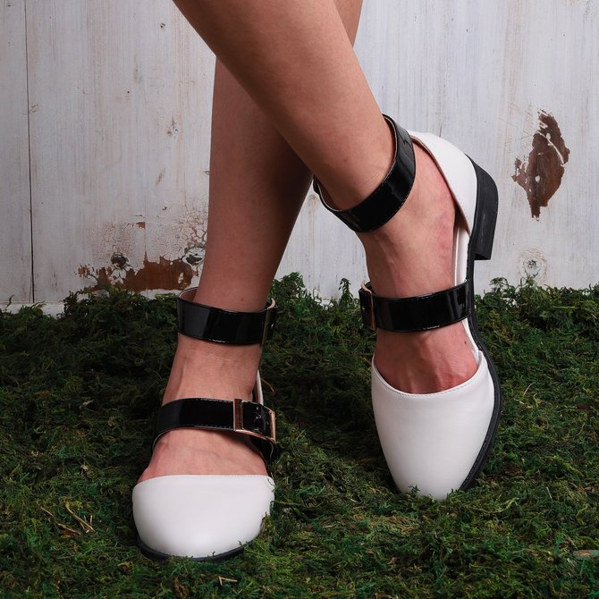2019 Fashion Trends Low Heel Pink Color block Buckle Flats