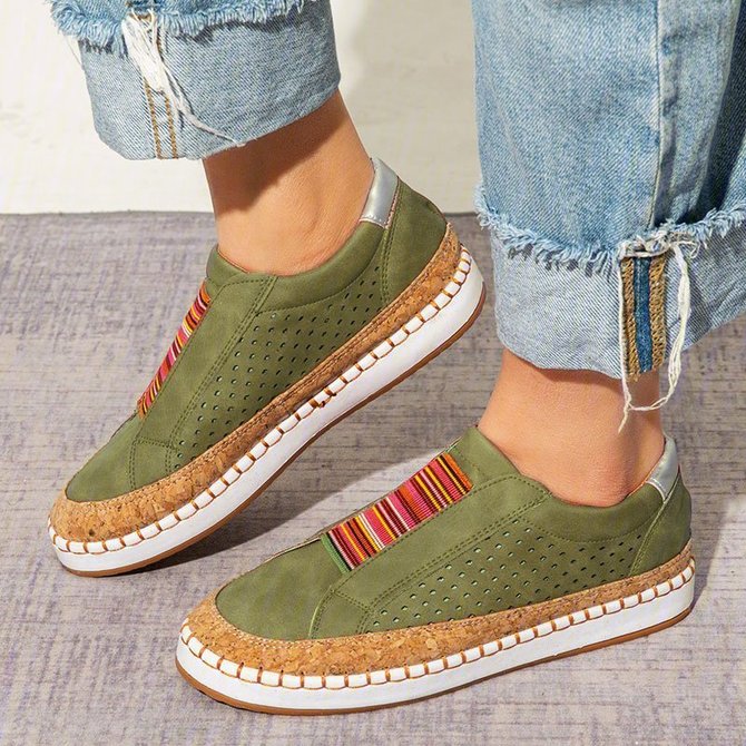 hollow out round toe sneakers