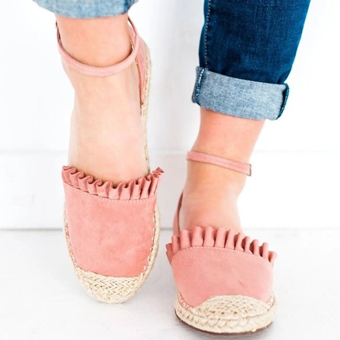 closed toe espadrilles low heel