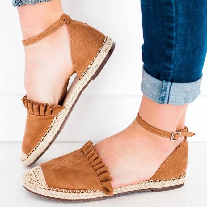 closed toe espadrilles low heel