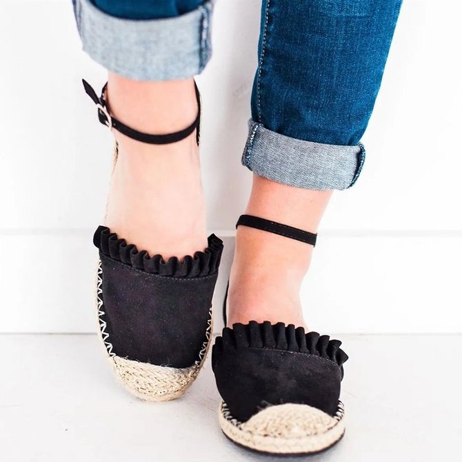 closed toe espadrilles low heel