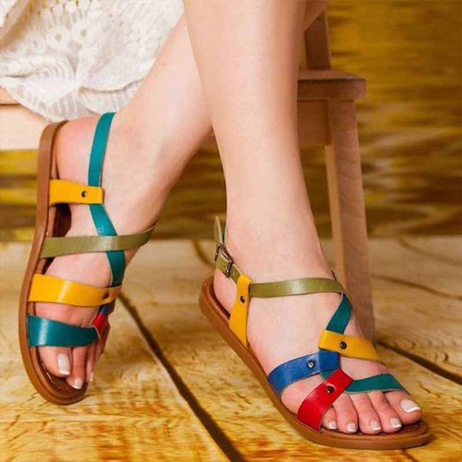 daily use sandals for girlish look