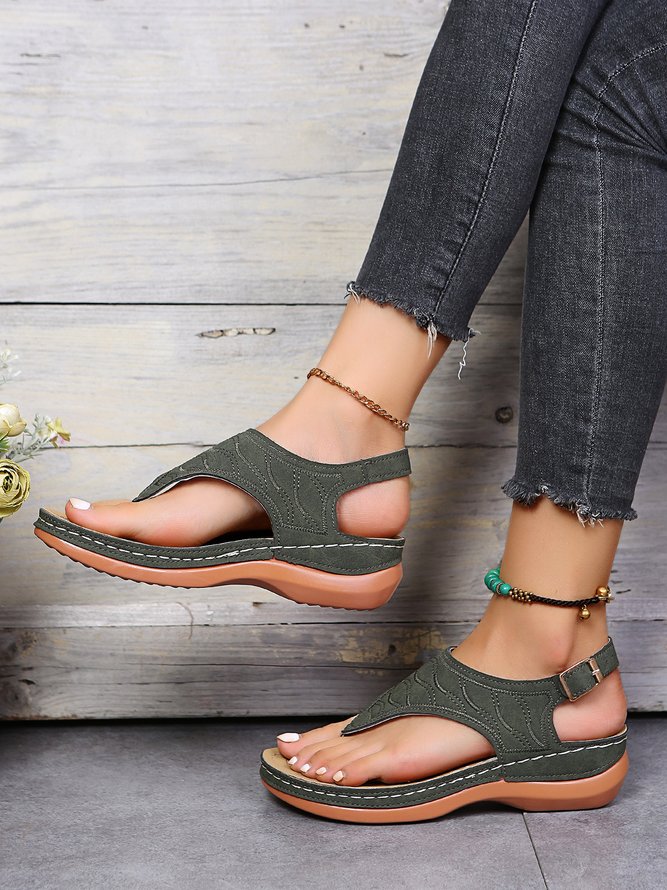 JFN  Embroidered Wave Pattern Vintage Casual Thong Sandals
