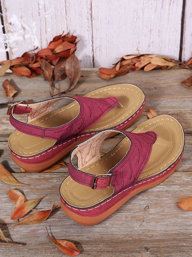 JFN  Embroidered Wave Pattern Vintage Casual Thong Sandals