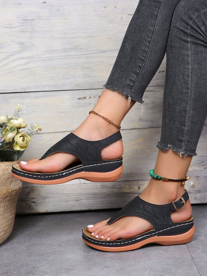 JFN  Embroidered Wave Pattern Vintage Casual Thong Sandals