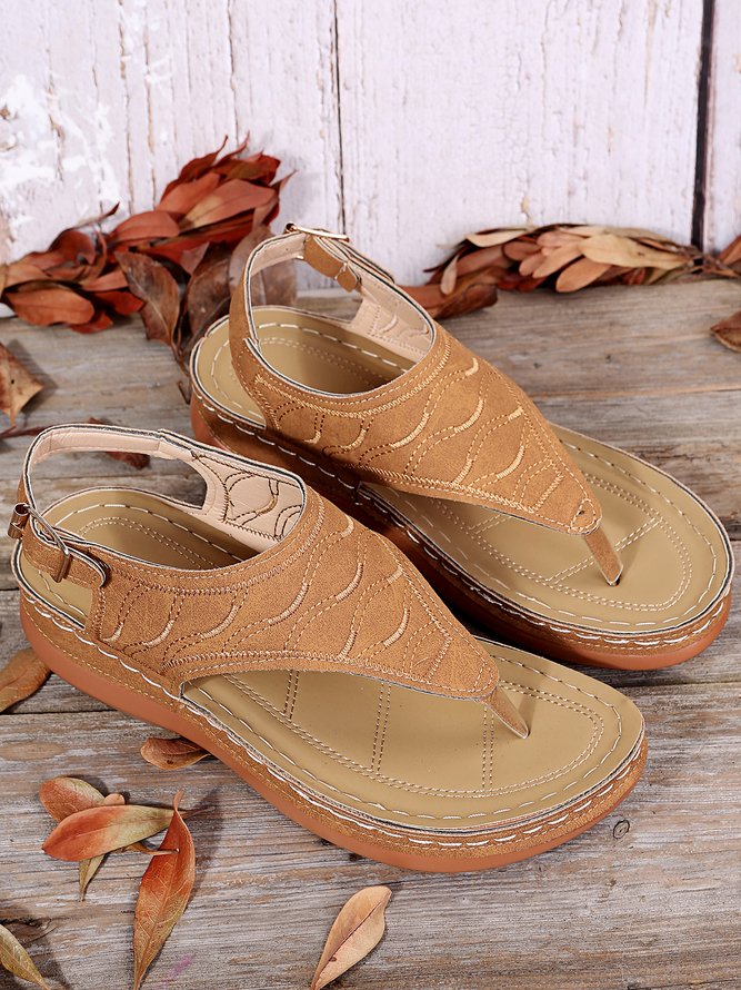 JFN  Embroidered Wave Pattern Vintage Casual Thong Sandals