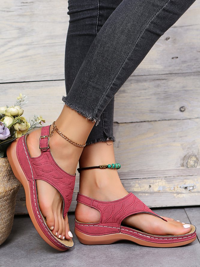 JFN  Embroidered Wave Pattern Vintage Casual Thong Sandals