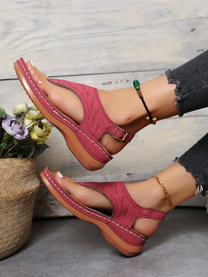 JFN  Embroidered Wave Pattern Vintage Casual Thong Sandals