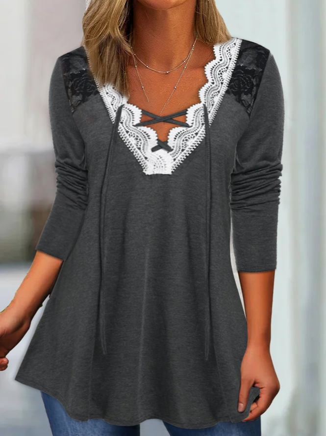 Casual Fit Lace V neck T-Shirt