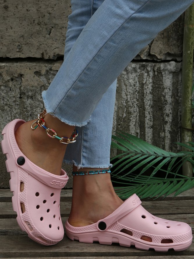 Solid Color Hollow Garden Shoes