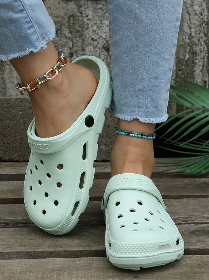 Solid Color Hollow Garden Shoes