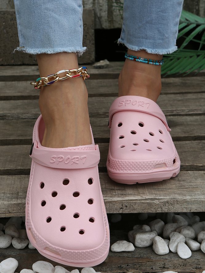 Solid Color Hollow Garden Shoes