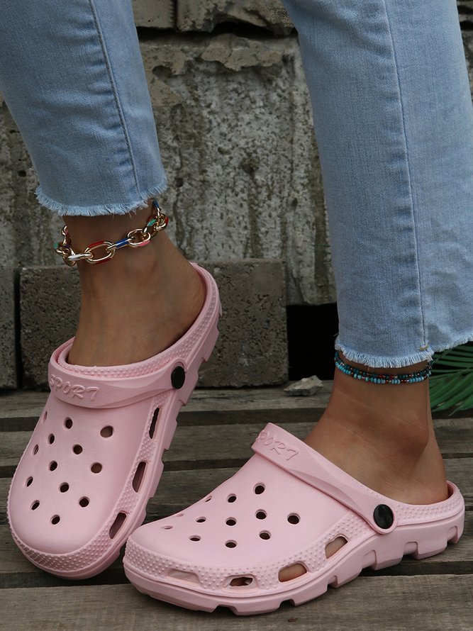 Solid Color Hollow Garden Shoes