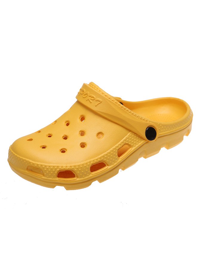 Solid Color Hollow Garden Shoes