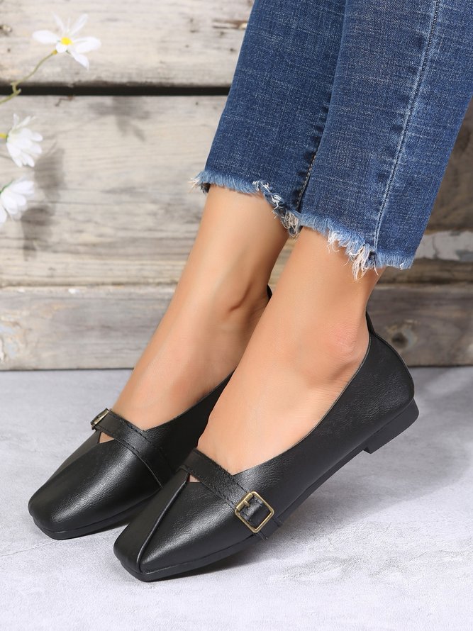 Women's Pu Plain Buckle Slip On Flat Shoes